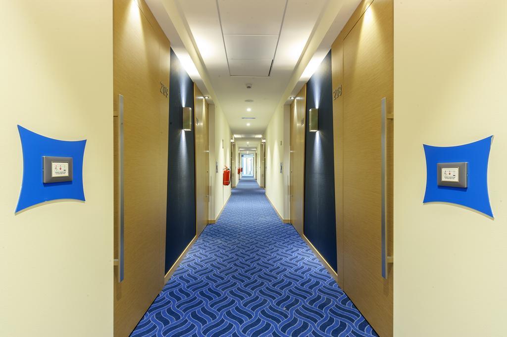 Hotel Ibis Styles Milano Melegnano Carpiano Exterior foto