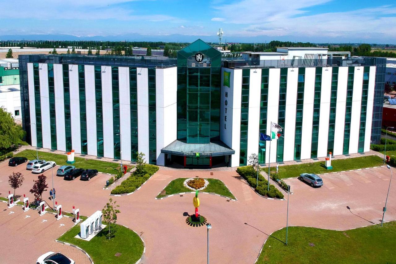 Hotel Ibis Styles Milano Melegnano Carpiano Exterior foto